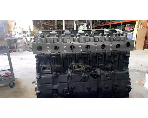 CAT C-15 Cylinder Head