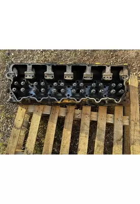 CAT C-15 Cylinder Head