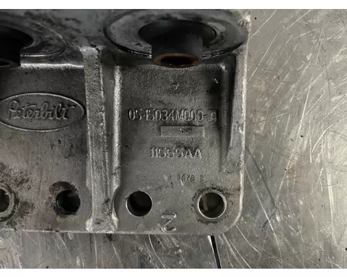 CAT C-15 Engine Mounts