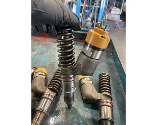 CAT C-15 Fuel Injector