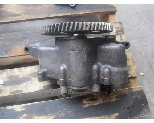 CAT C-15 Oil Pump