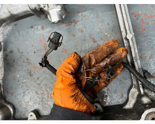 CAT C-15 Valve Cover