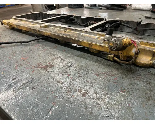 CAT C-15 Valve Cover