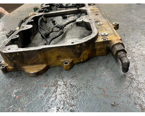 CAT C-15 Valve Cover