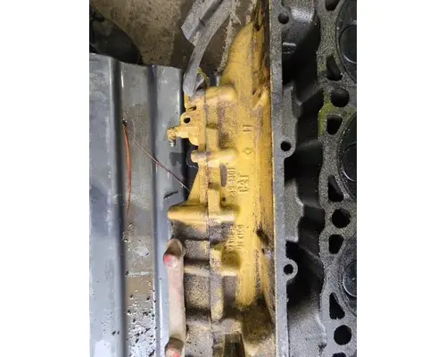 CAT C-7 Cylinder Head