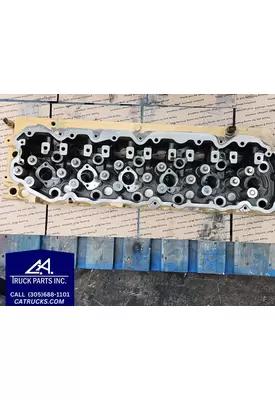 CAT C-7 Cylinder Head