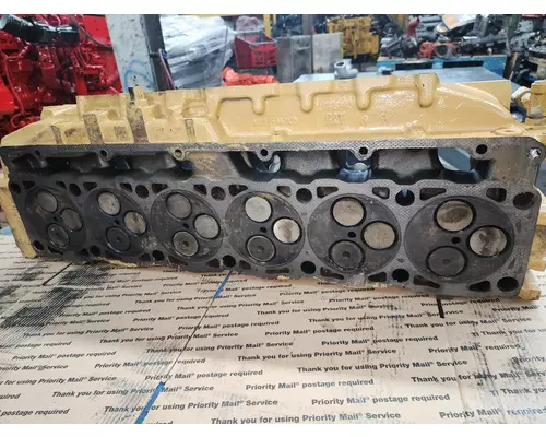 CAT C-7 Cylinder Head