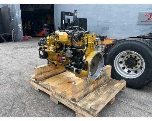 CAT C-7 Engine Assembly