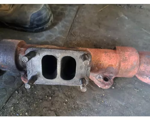 CAT C-7 Exhaust Manifold