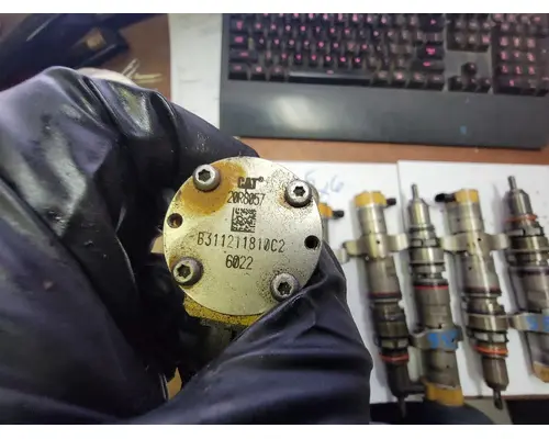 CAT C-7 Fuel Injector