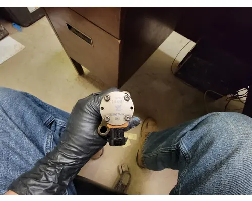 CAT C-7 Fuel Injector
