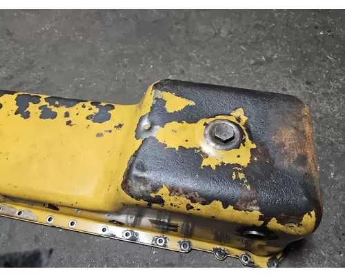 CAT C-7 Oil Pan