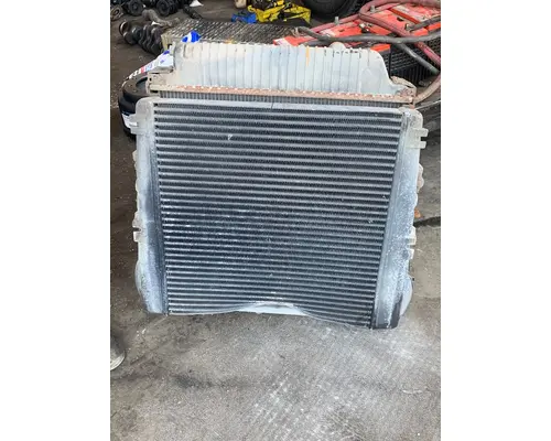 CAT C-7 Radiator