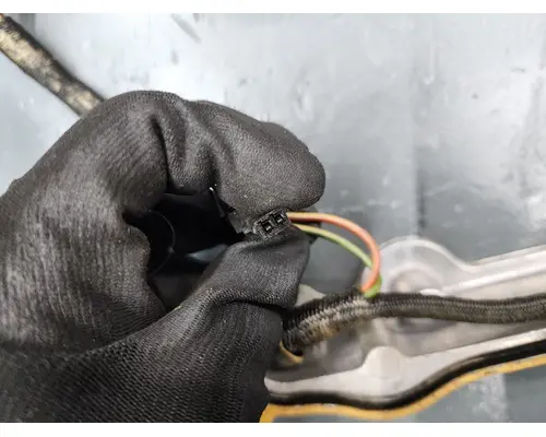 CAT C-7 Valve Cover