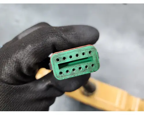 CAT C-7 Valve Cover