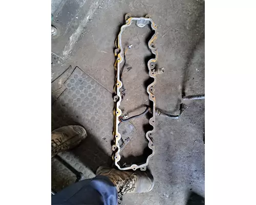 CAT C-7 Valve Cover