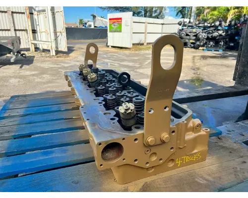 CAT C11 Cylinder Head