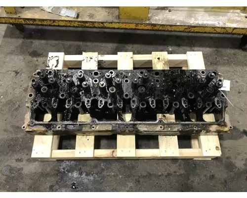 CAT C12 Engine Head Assembly