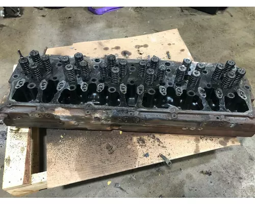 CAT C12 Engine Head Assembly