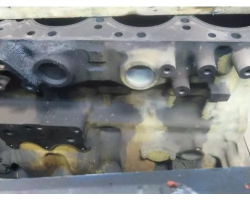 CAT C13   CYLINDER BLOCK