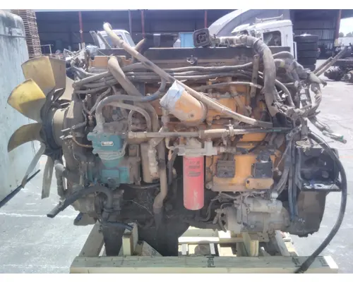 CAT C13 EPA 04 KCB ENGINE ASSEMBLY
