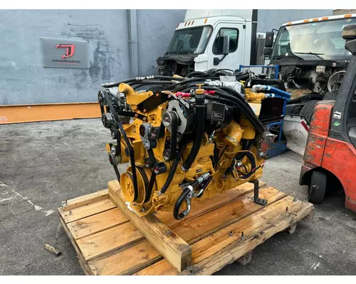 CAT C13 Engine Assembly