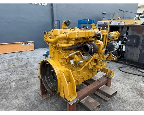 CAT C13 Engine Assembly