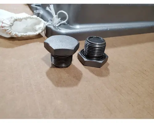 CAT C13 Engine Oil Pan