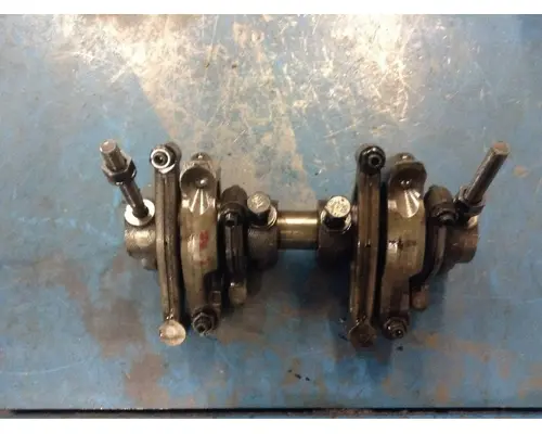 CAT C13 Engine Rocker