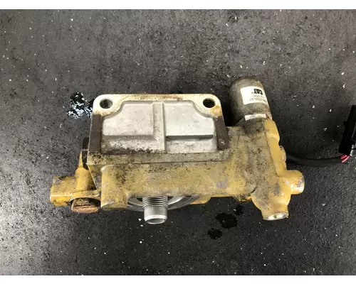 CAT C13 Fuel Filter Base