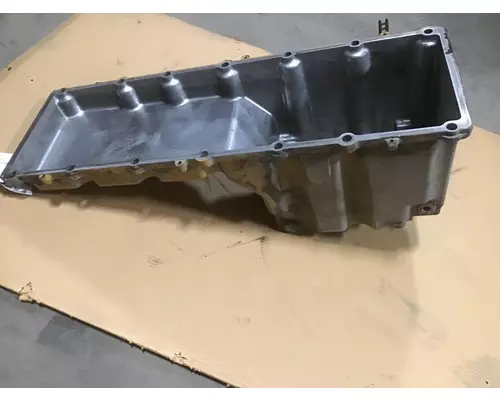 CAT C13 Oil Pan