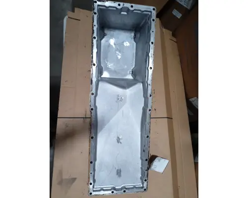 CAT C13 Oil Pan