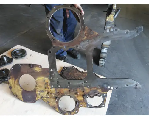 CAT C15 (DUAL TURBO-ACERT-EGR) FRONTTIMING COVER