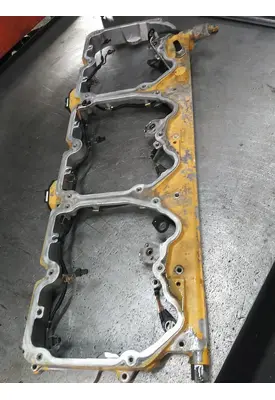 CAT C15 (DUAL TURBO-ACERT-EPA04) ROCKER ARM HOUSING