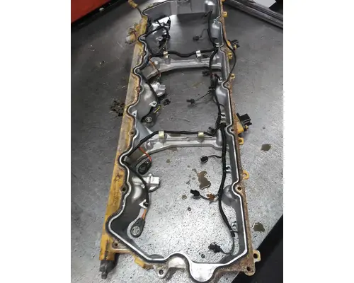 CAT C15 (DUAL TURBO-ACERT-EPA04) ROCKER ARM HOUSING