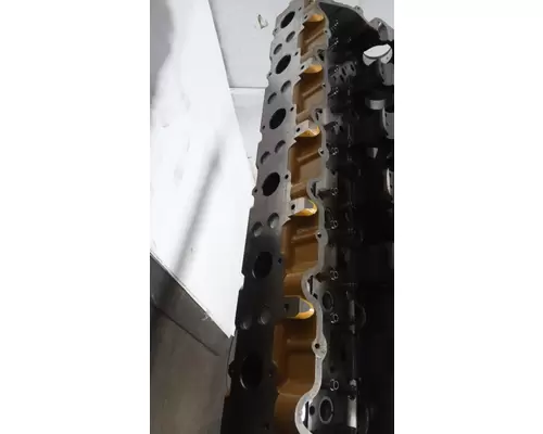 CAT C15 (SINGLE TURBO) Cylinder Head