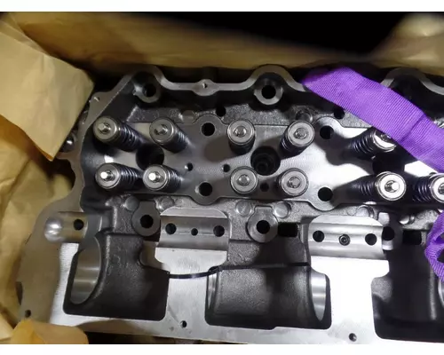 CAT C15 Acert Cylinder Head