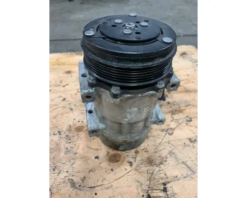 CAT C15 Air Conditioner Compressor