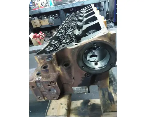 CAT C15 CYLINDER HEAD