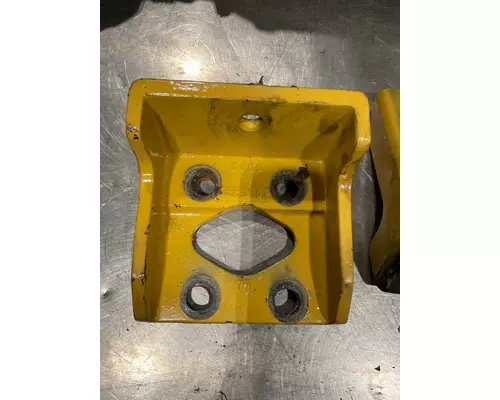 CAT C15 Engine Mounts