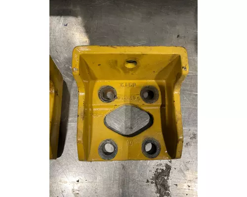 CAT C15 Engine Mounts