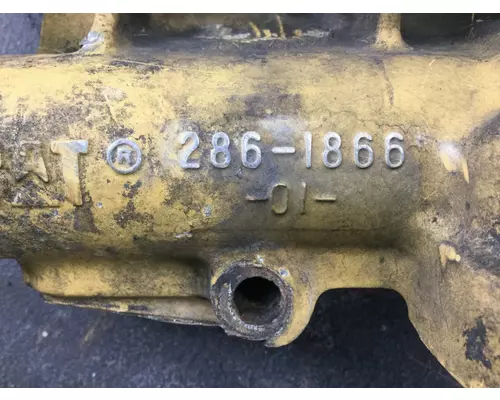 CAT C15 Engine Oil Filter Base