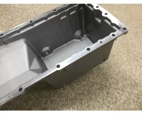 CAT C15 Engine Oil Pan