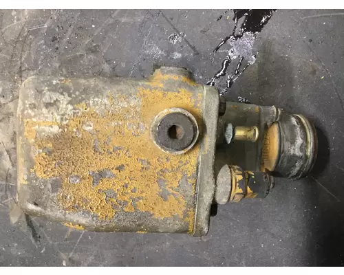 CAT C15 Engine Thermostat Housing