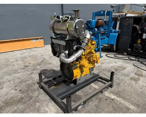 CAT C3.8 Engine Assembly