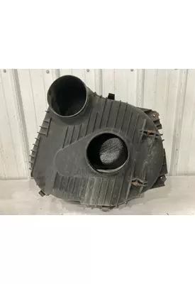 CAT CT660 Air Cleaner