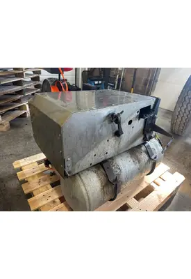 CAT CT660 Battery Box