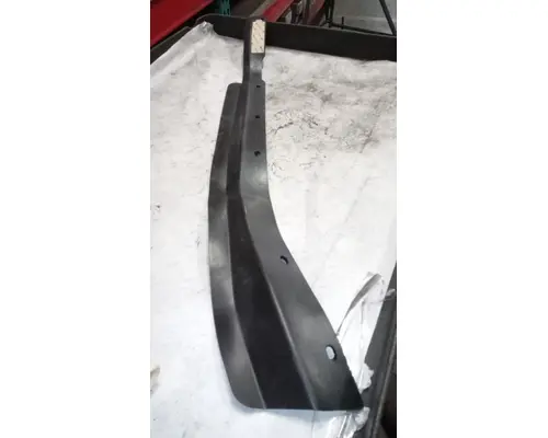 CAT CT660 Body Parts, Misc.