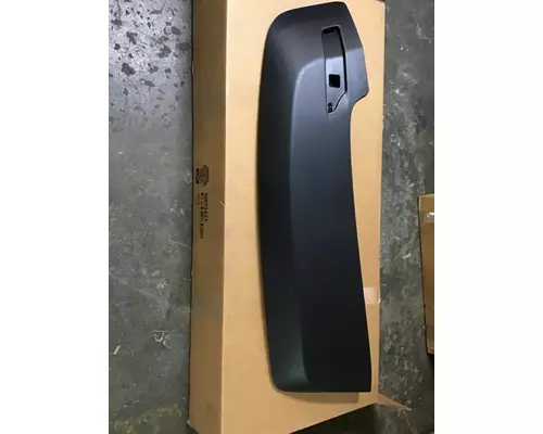 CAT CT660 Body Parts, Misc.
