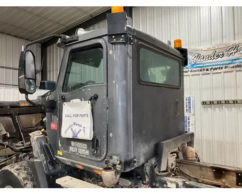 CAT CT660 Cab Assembly